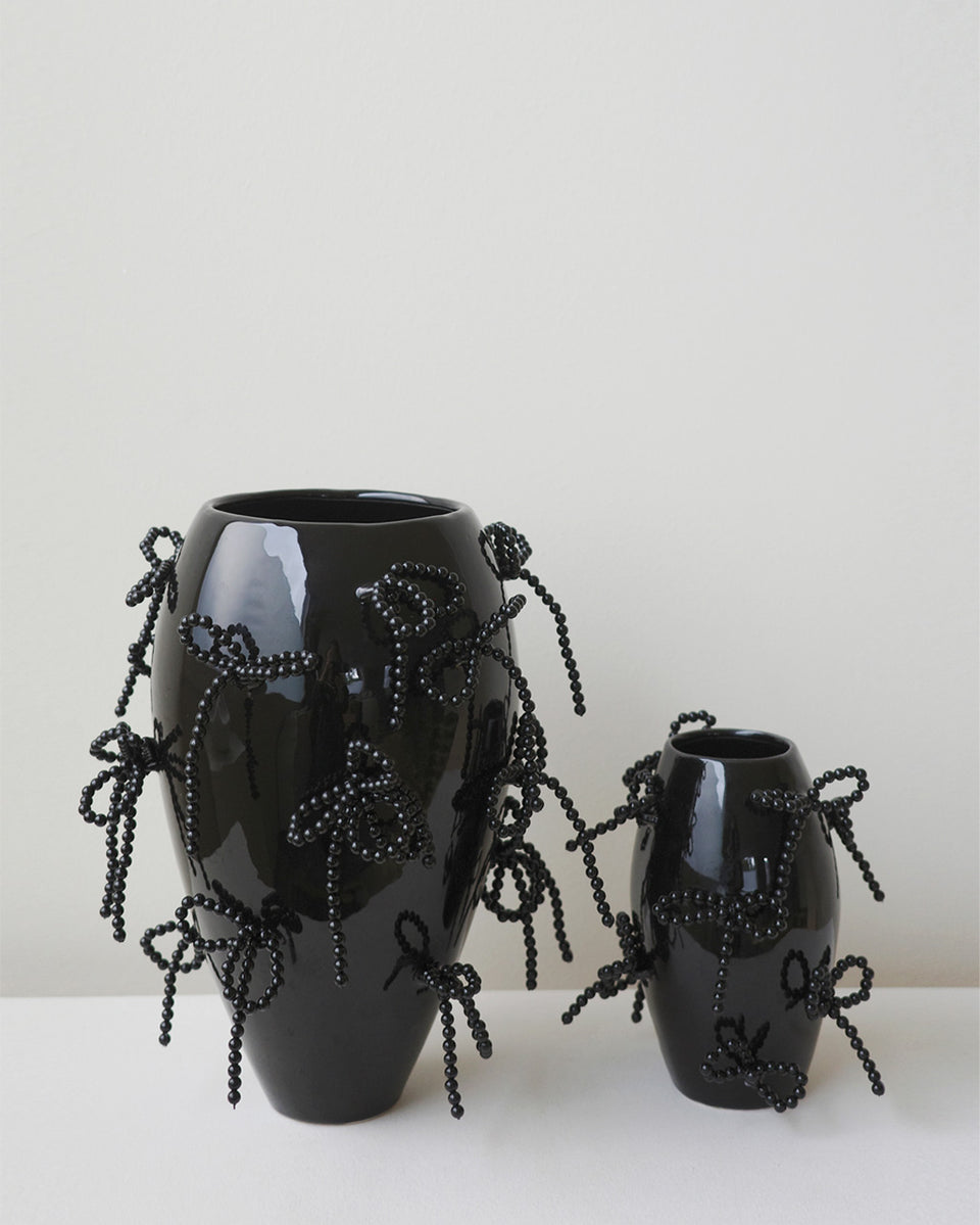 "Notsobig" Power, Corruption, Lies - Small Vase In Gloss Black w/ Faux Pearl Bows