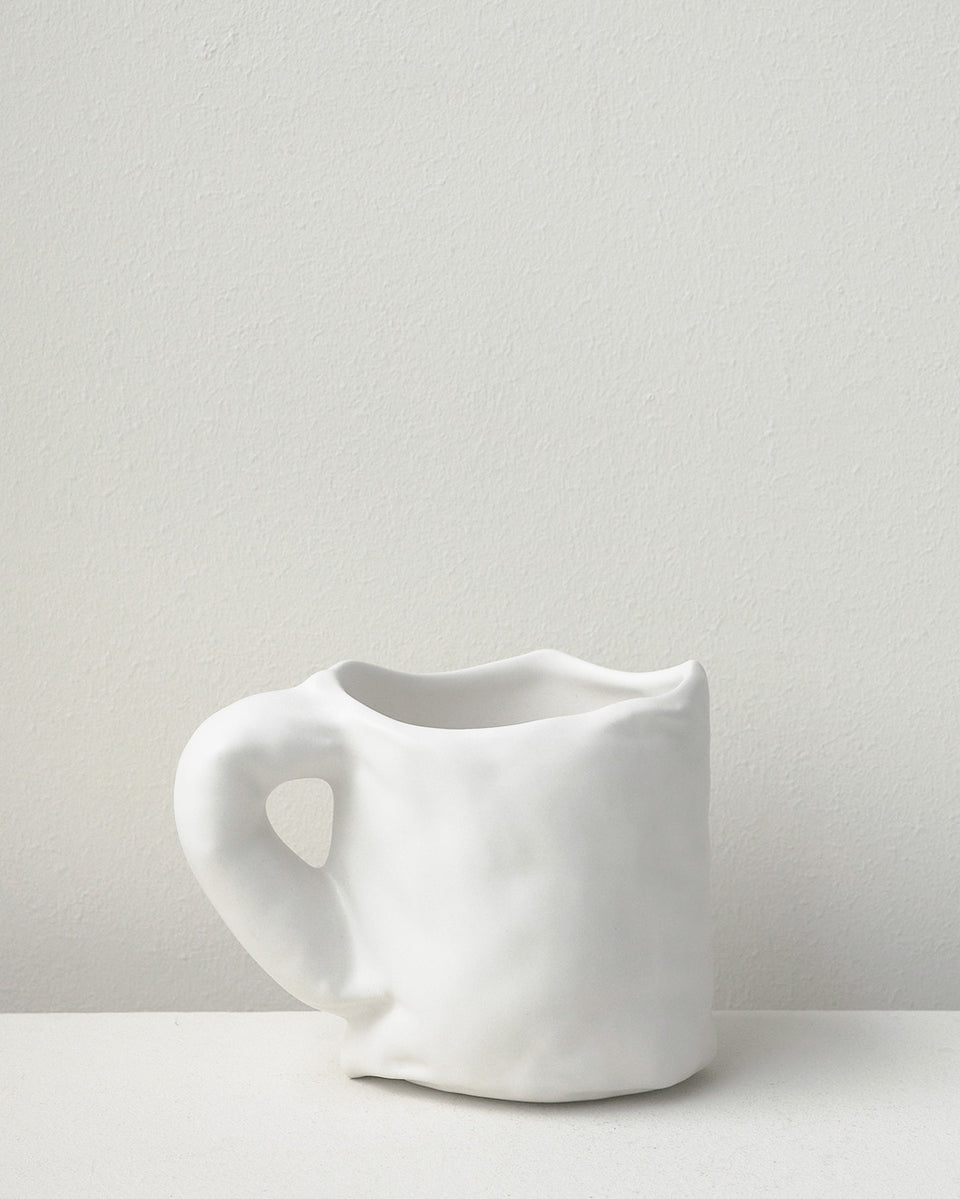 Stand Back! This Mug is Deflating - Mug in Matte White