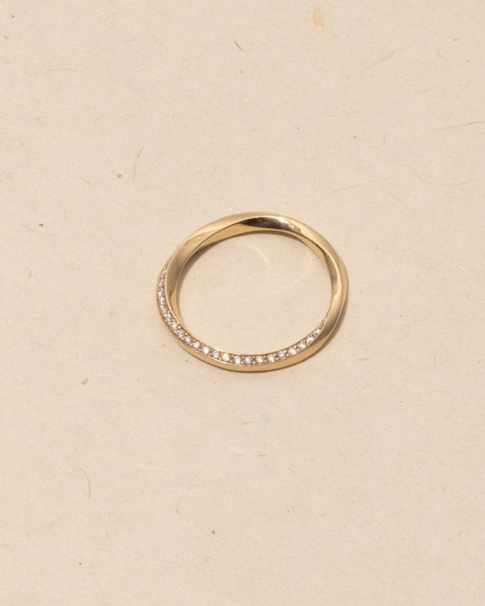 The Phases of the Moon - 18 Carat Yellow Gold and Diamond Ring