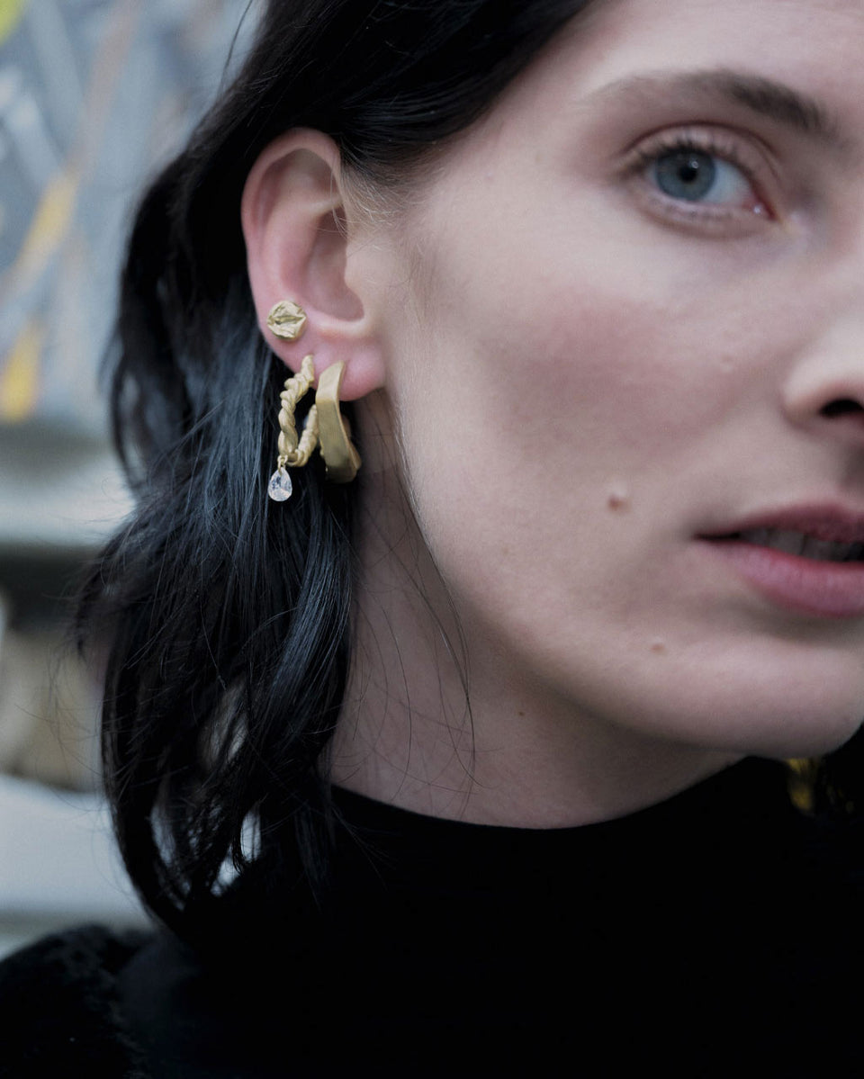 Crumple II - Pearl and Recycled Gold Vermeil Earrings