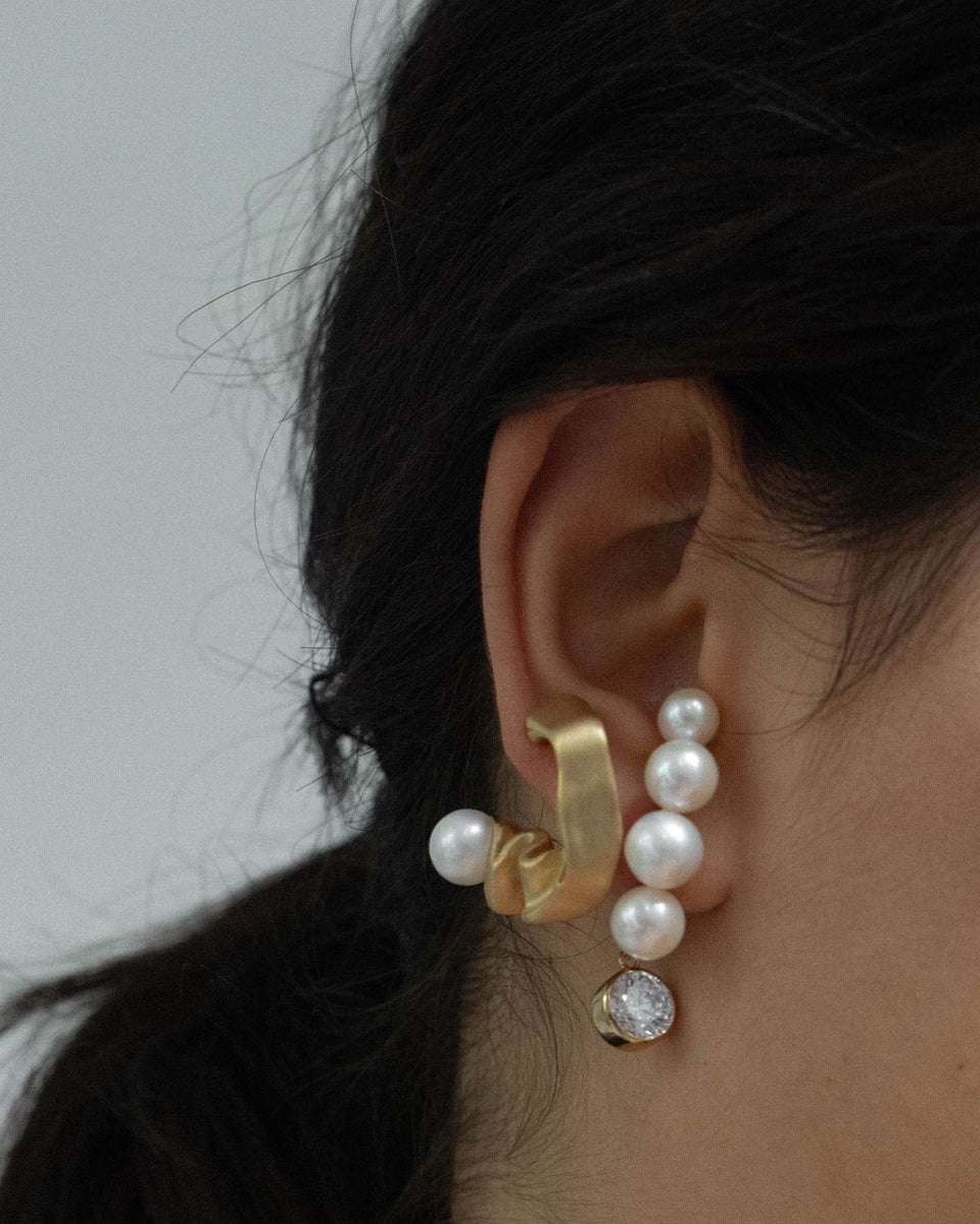 Crumple II - Pearl and Recycled Gold Vermeil Earrings