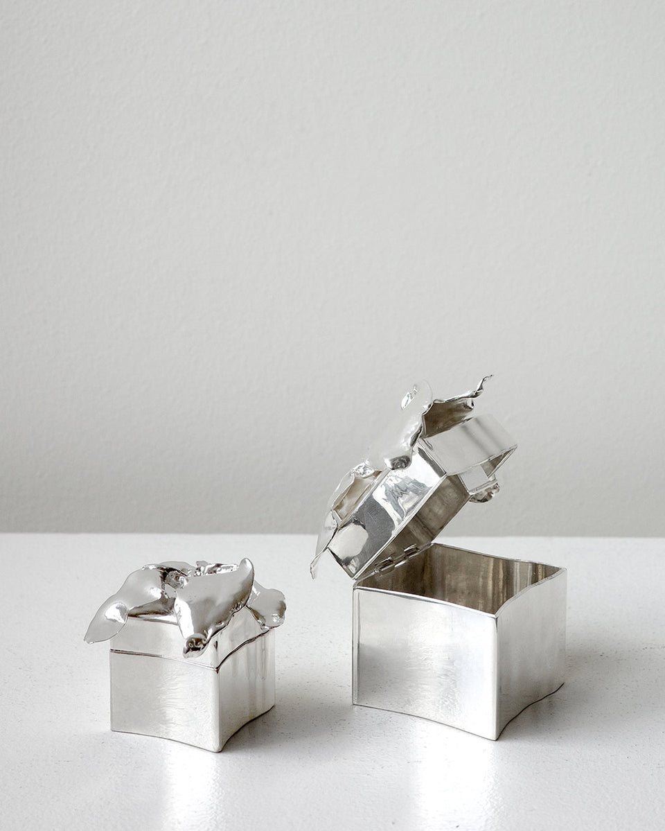 Medium Flower Trinket Box - Jewellery Box in Silver