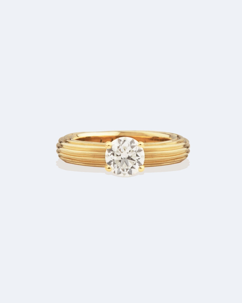 Pillar - Yellow Gold Round Diamond Solitaire Engagement Ring