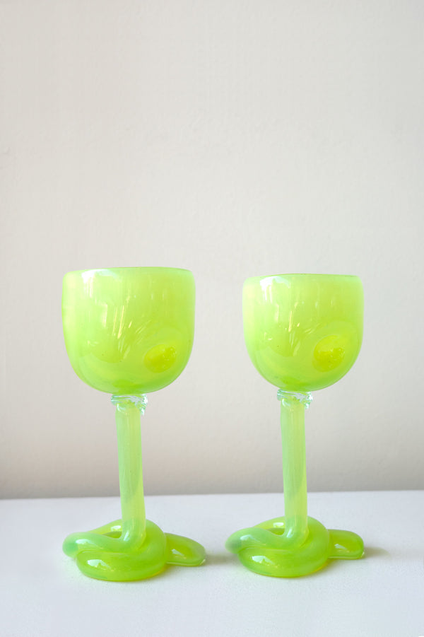 Thaw - Set of 2 Recycled Wine Glass in Acid Green