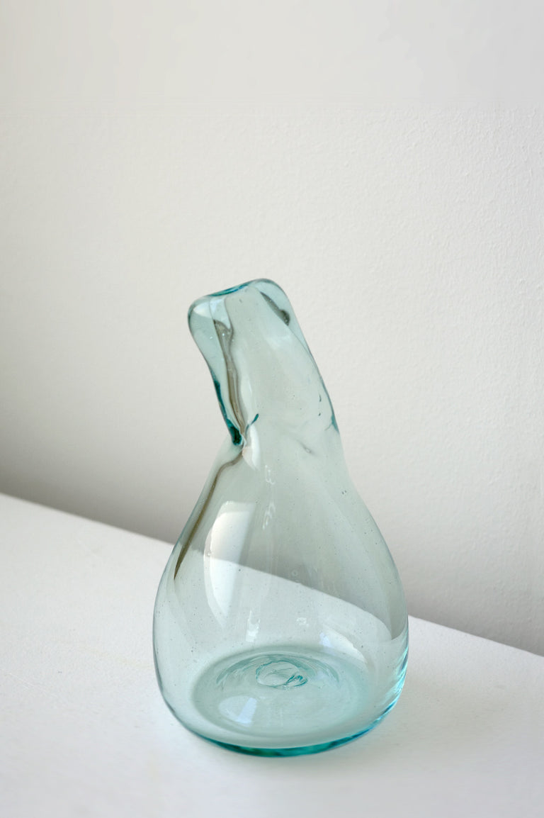 "Notsobig" Thaw - Recycled Glass Carafe in Clear