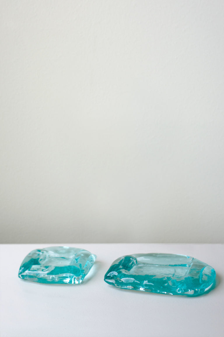 Exhale - Recycled Glass Medium Cushion Ashtray in Clear
