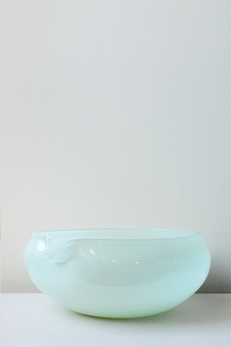 B136 - Recycled Glass Bowl in Mint Green