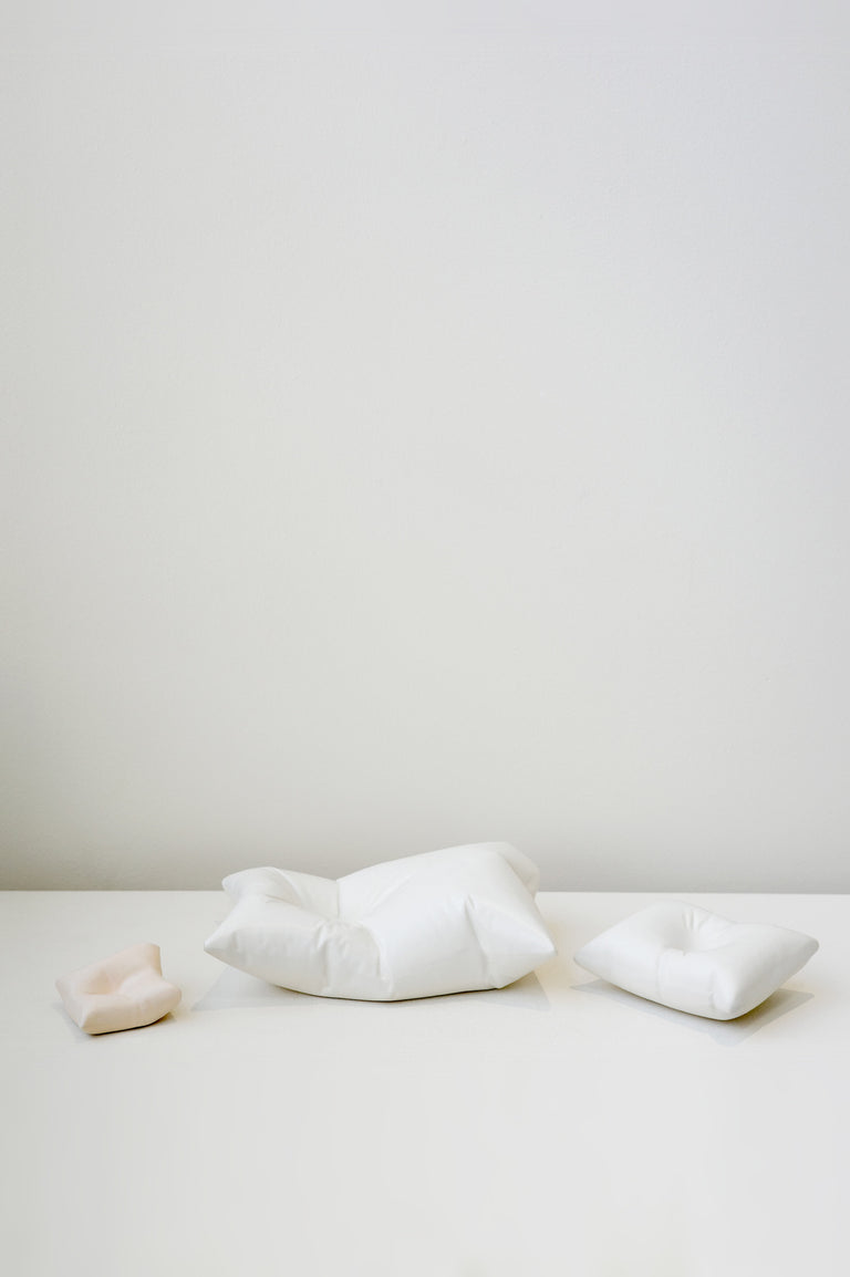 B91 - Ceramic Cushion in Matte White