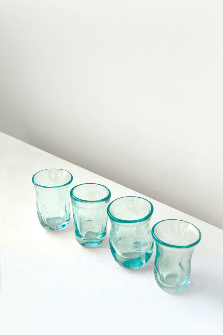 B98 - Set of 4 Recycled Tiny Glasses in Clear