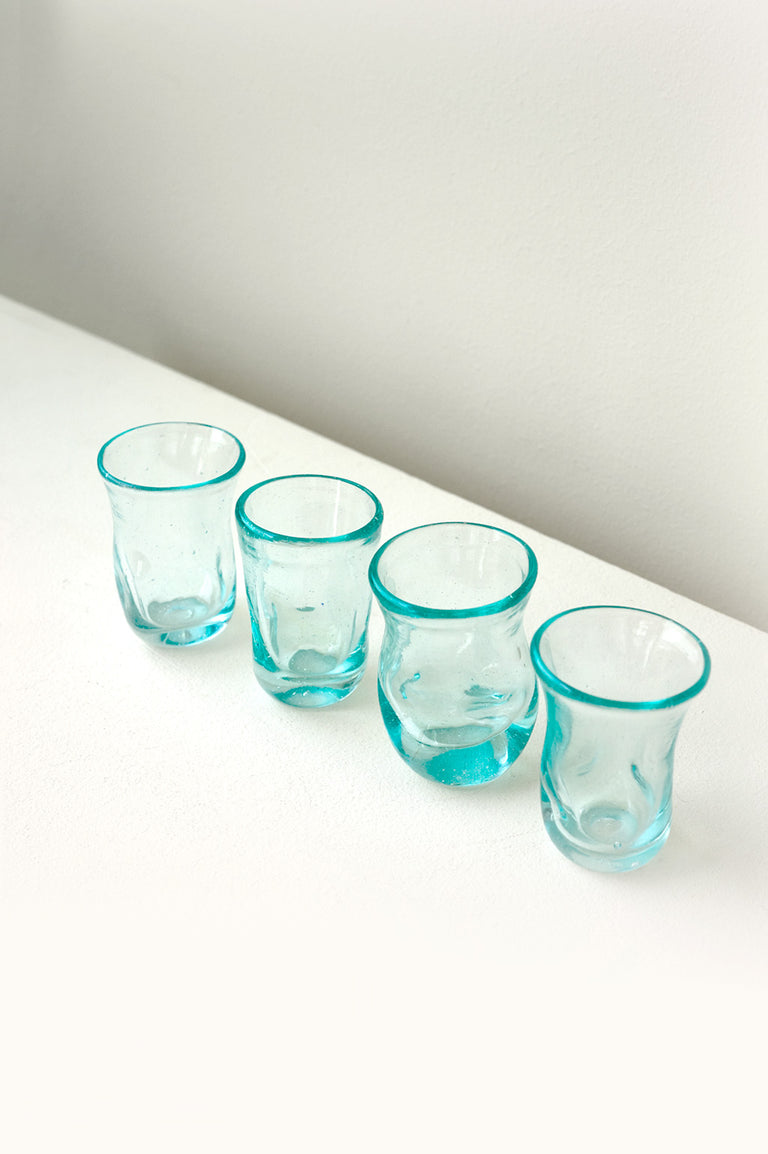 B98 - Set of 4 Recycled Tiny Glasses in Clear