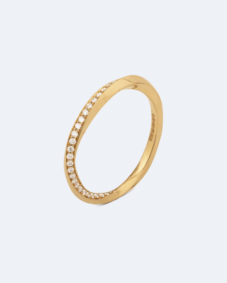 The Phases of the Moon - 18 Carat Yellow Gold and Diamond Ring