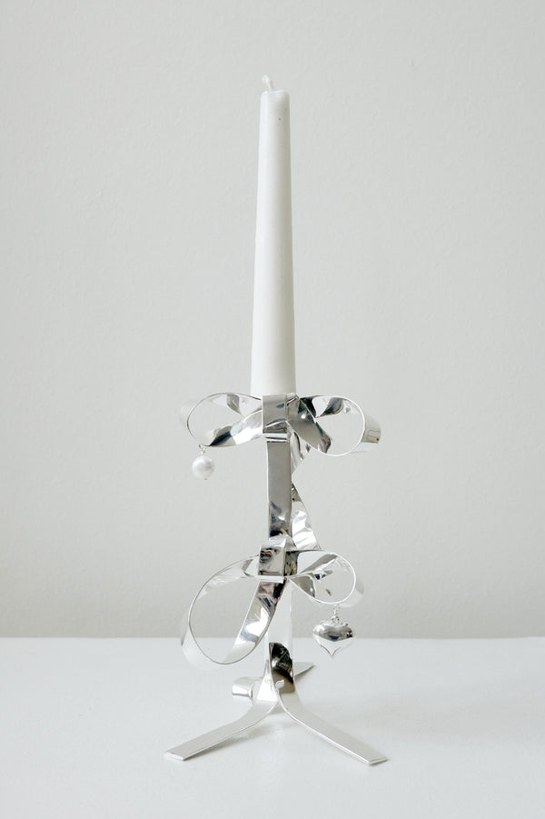 L44 - Candle Holder in Silver w/ Pearl and Heart Charm