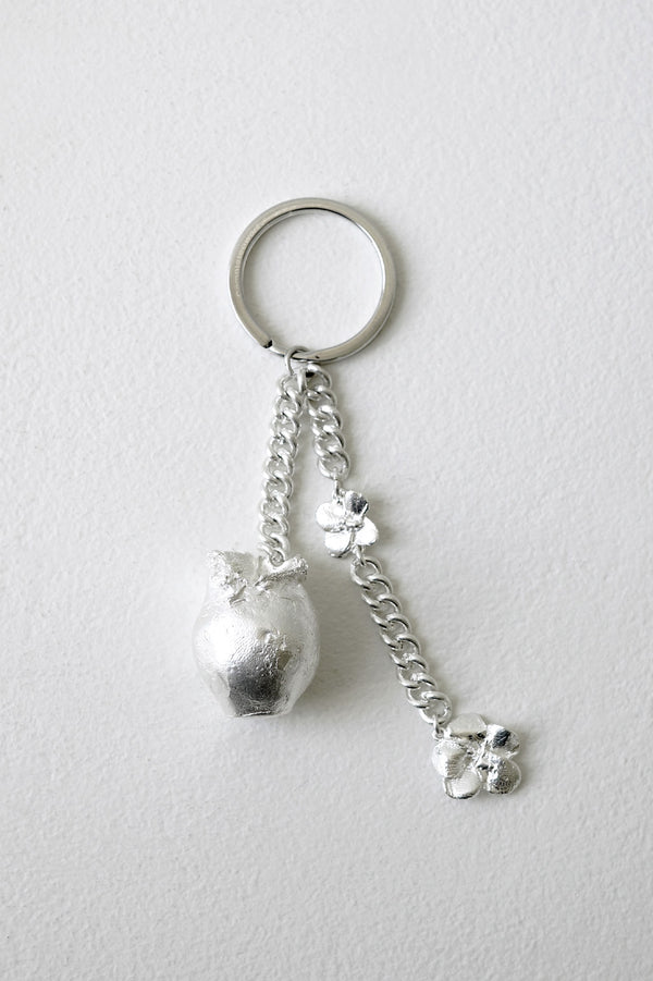 Study of a Keepsake - Keyring in Silver w/ Charm