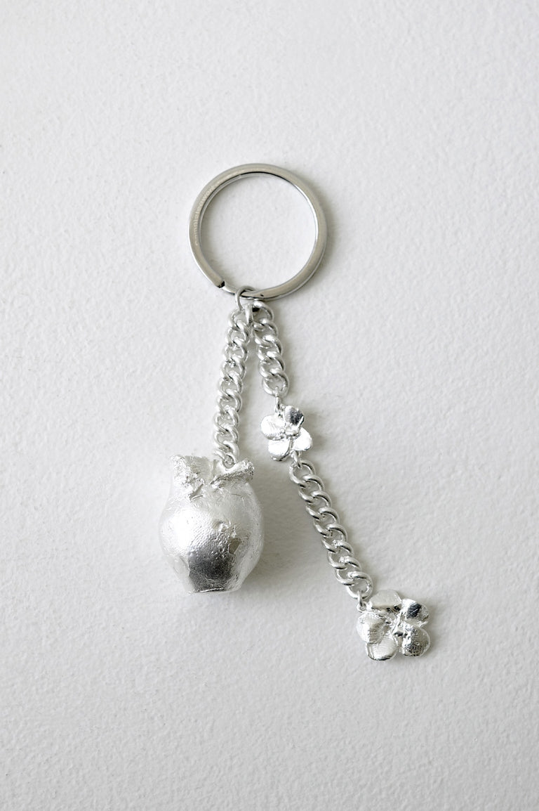 Study of a Keepsake - Keyring in Silver w/ Charm