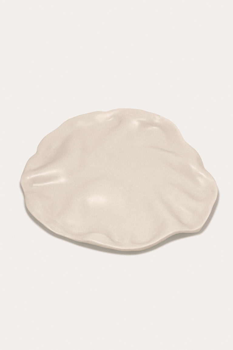 The Perfect Plate to Confound an In‐Law - Medium Plate in Matte Beige