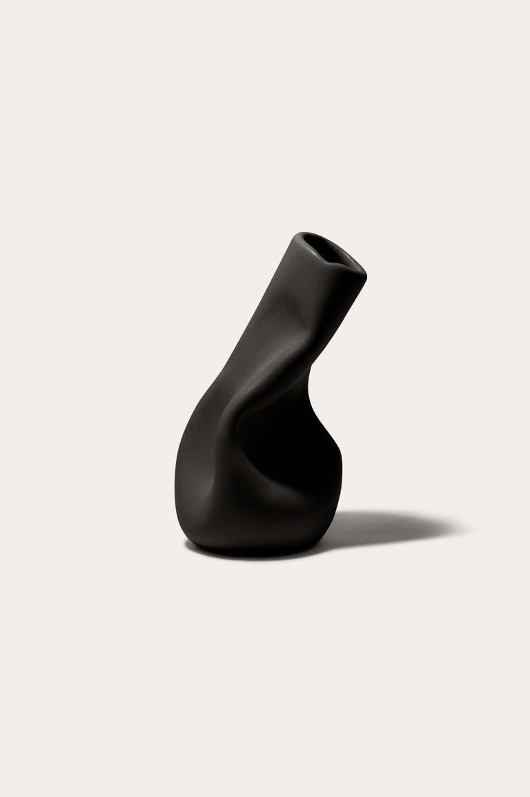 Solitude - Vessel in Matte Black
