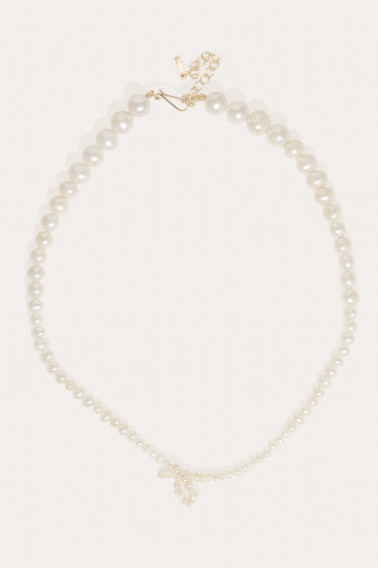 Loop‐the‐loop II - Pearl and Gold Vermeil Necklace