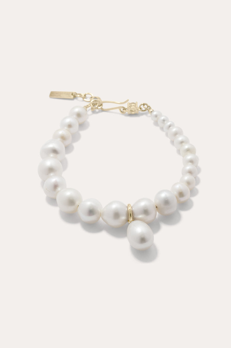 A Quiet Loop - Pearl and Zirconia Recycled Gold Vermeil Bracelet