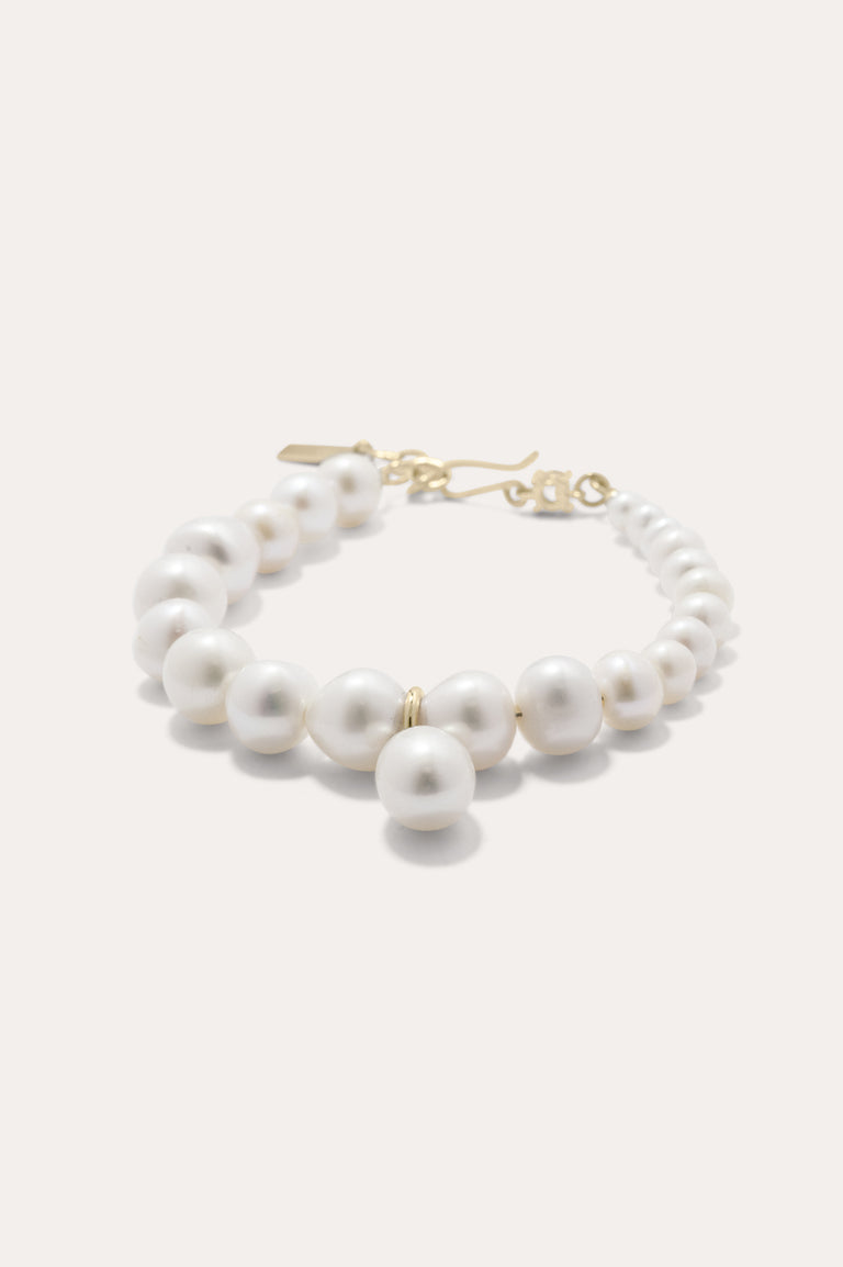 A Quiet Loop - Pearl and Zirconia Recycled Gold Vermeil Bracelet