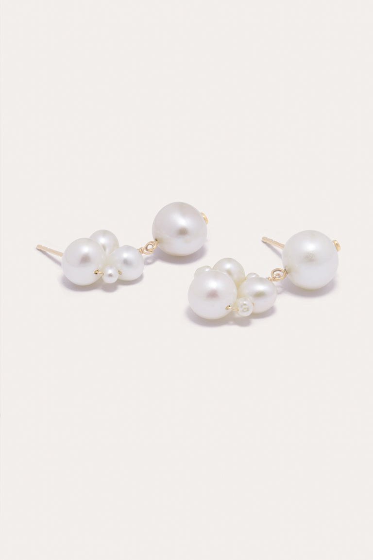 P209 - Pearl and Recycled Gold Vermeil Earrings