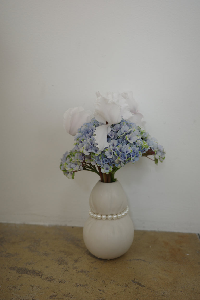 Squeezed - Small Vase in Matte White w/ Faux Pearls