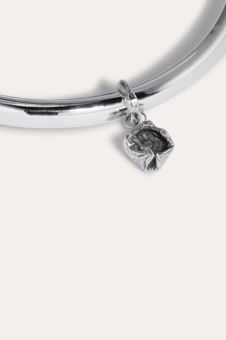 Really Really Genreless - Silver Plated Pendant Neck Collar