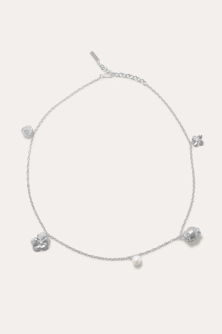 R2235 - Pearl and Silver Plated Necklace