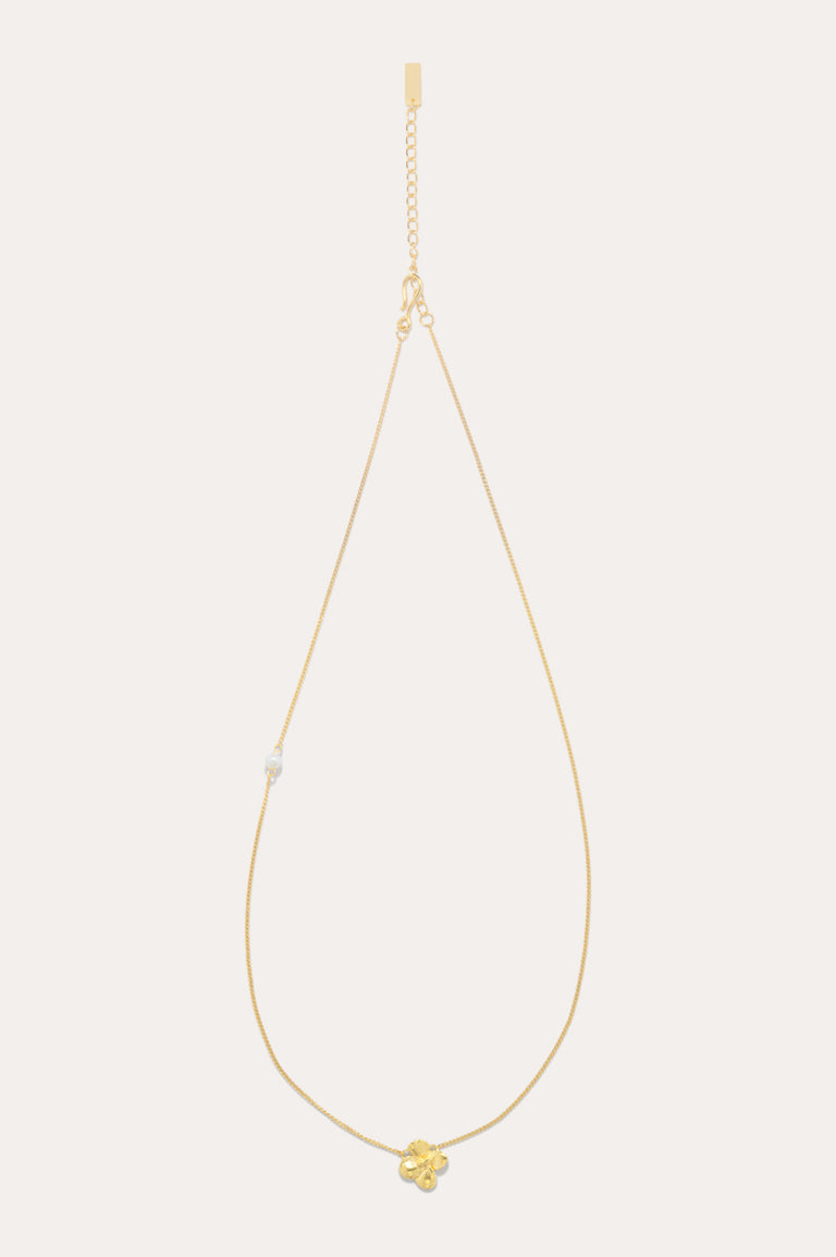 R2237 - Pearl and Gold Plated Necklace