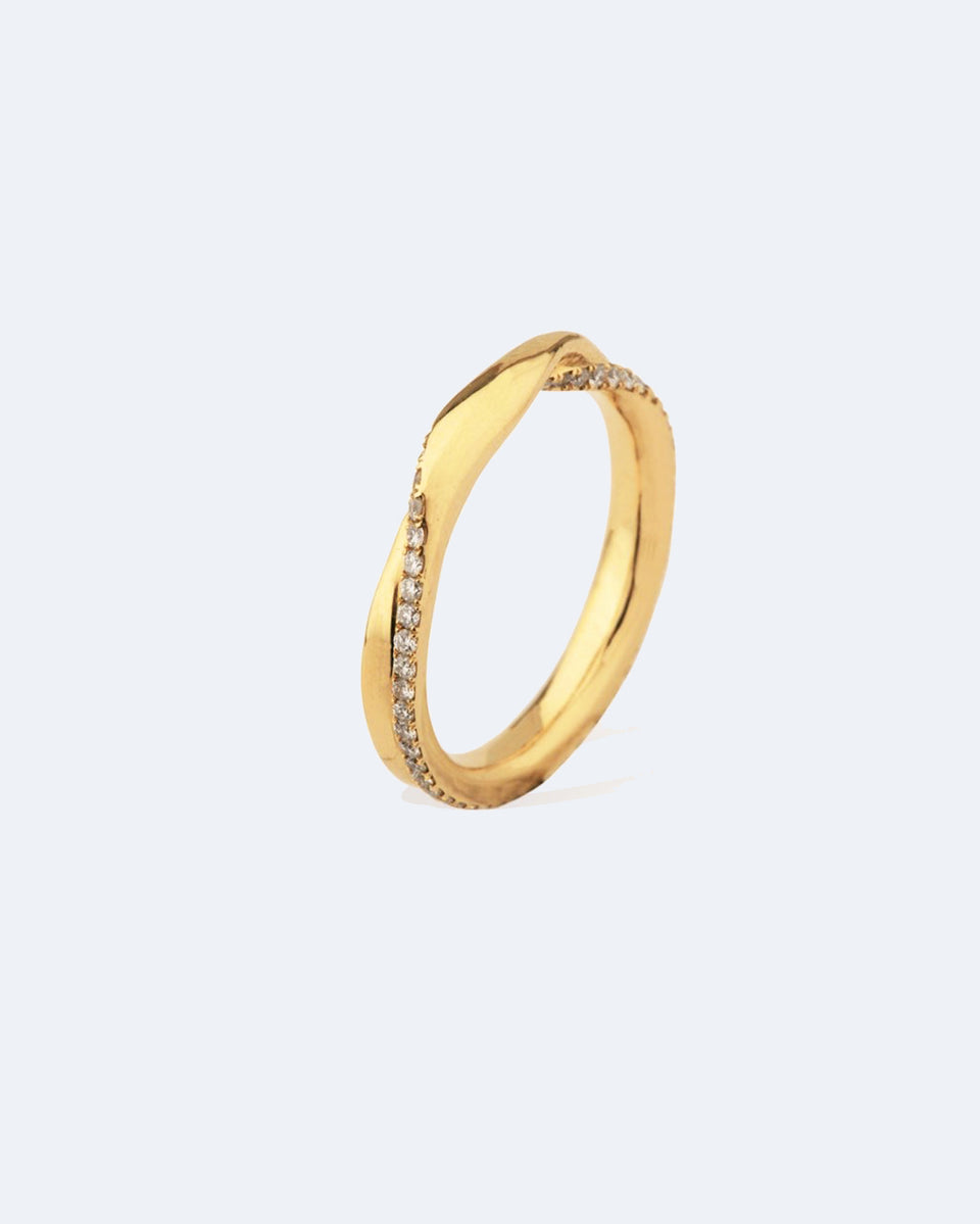 Different Kind of World - 18 Carat Yellow Gold and Diamond Ring