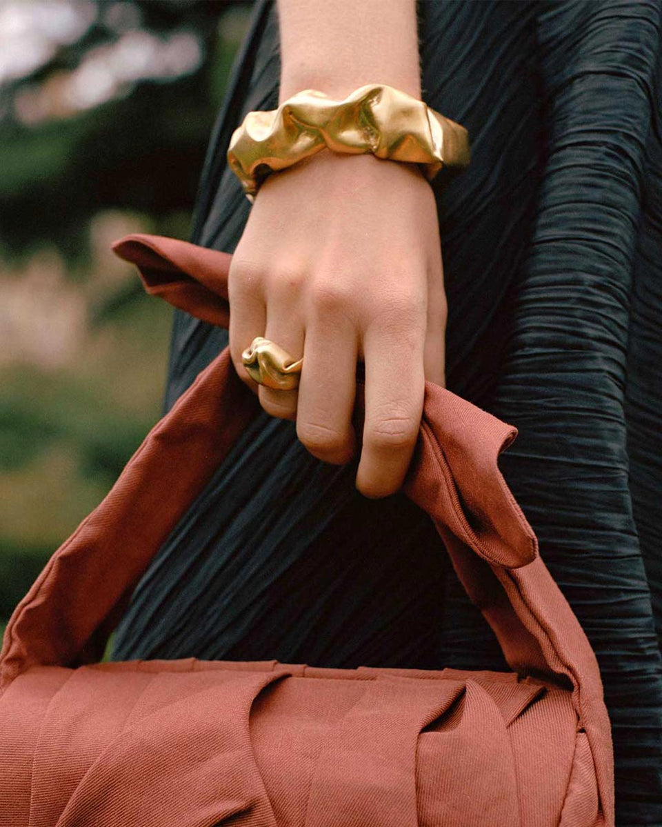 Scrunch - Gold Plated Cuff