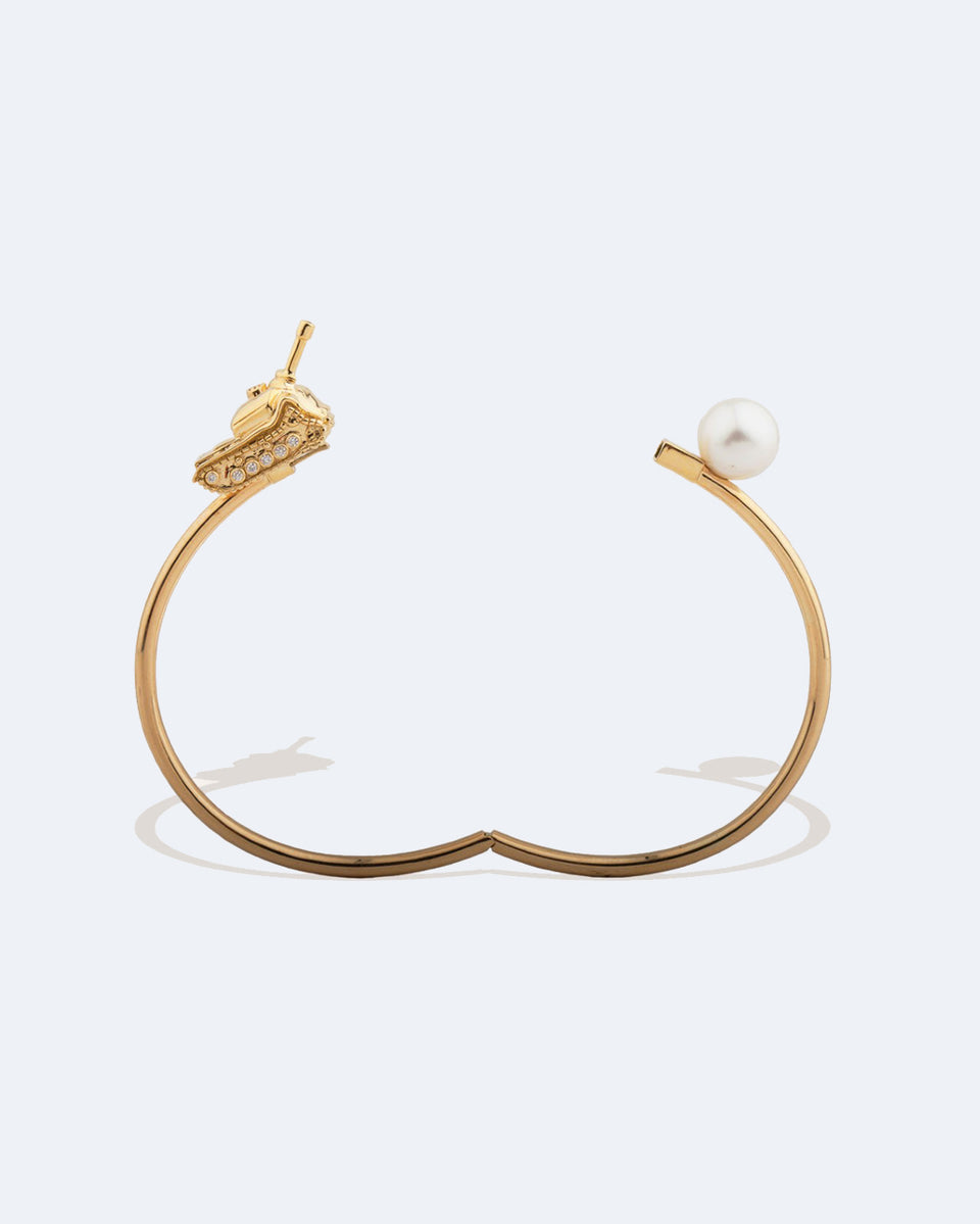 A Portrait of the Twentieth Century - 18 Carat Gold, 0.123ct Diamond and South-Sea Pearl Bangle