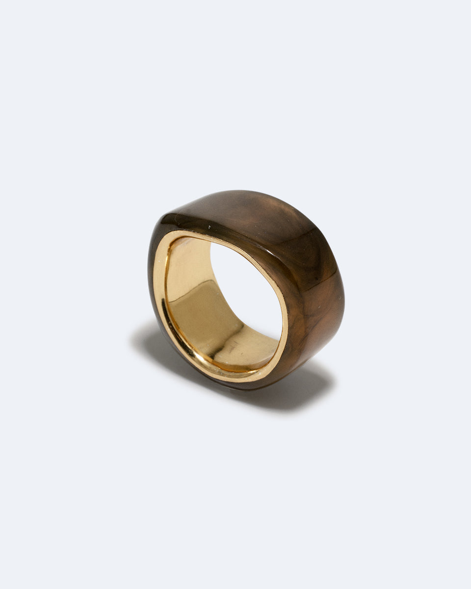 A Virtuous Circle? - Tortoise Shell Bio Resin and Recycled Gold Vermeil Signet Ring
