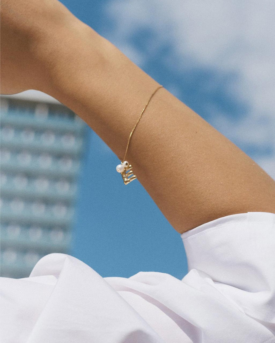 Classicworks™ M - Gold Vermeil and Pearl Bracelet