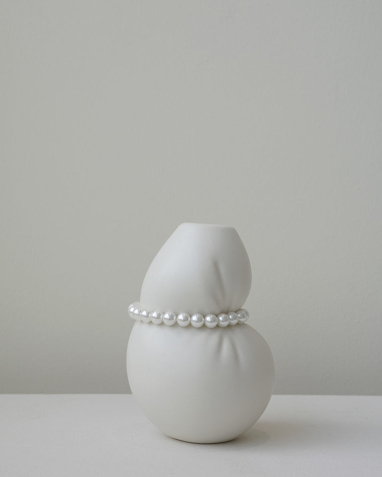 Squeezed - Small Vase in Matte White w/ Faux Pearls