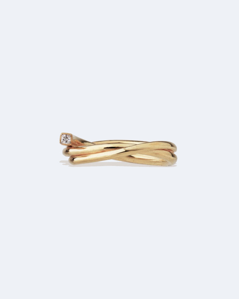 An Archaeology of the Industrial Age - 18 Carat Yellow Gold and Diamond Ring