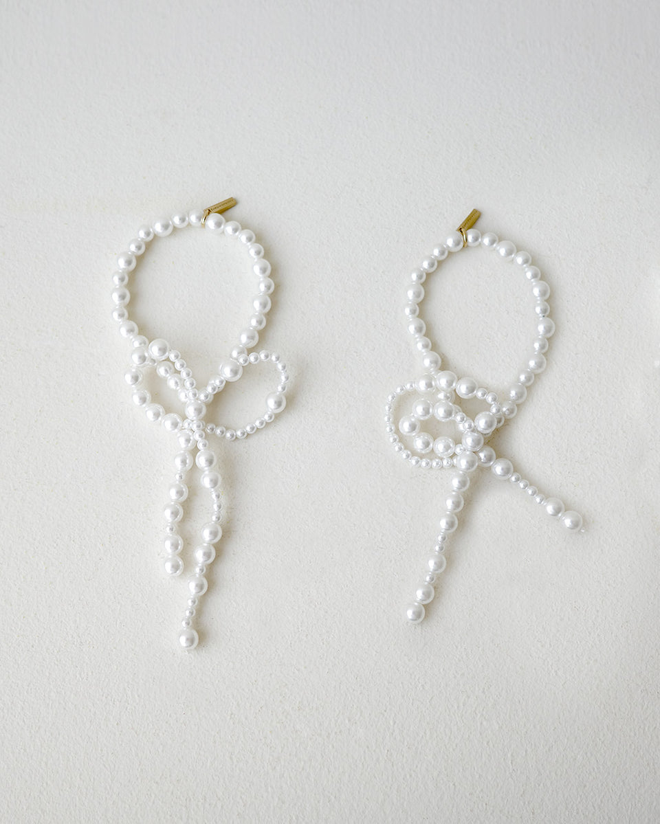 A Proper Sit-Down - Set of 2 Faux Pearl Napkin Rings