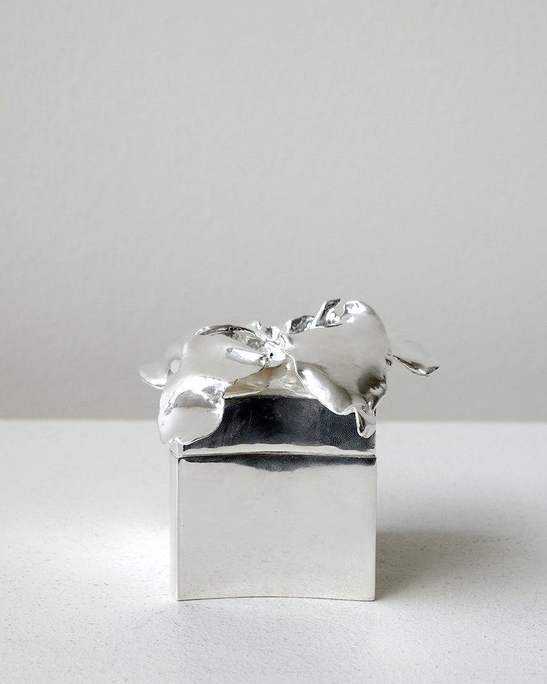 Medium Flower Trinket Box - Jewellery Box in Silver