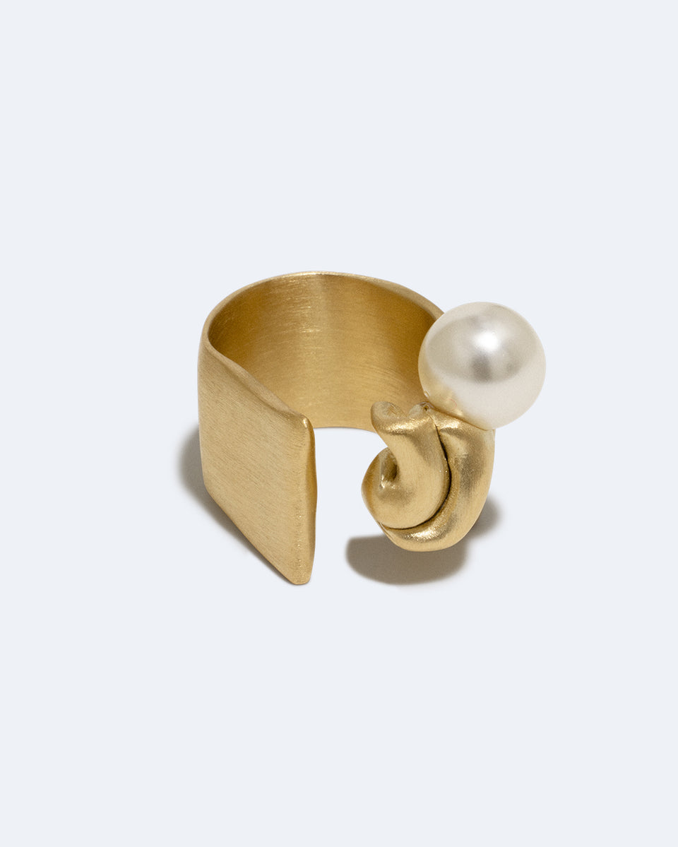 Crumple - Pearl and Gold Vermeil Ring