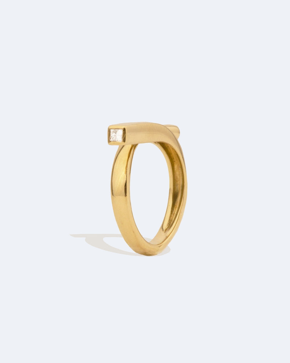 Flight - 18 Carat Yellow Gold and Diamond Ring