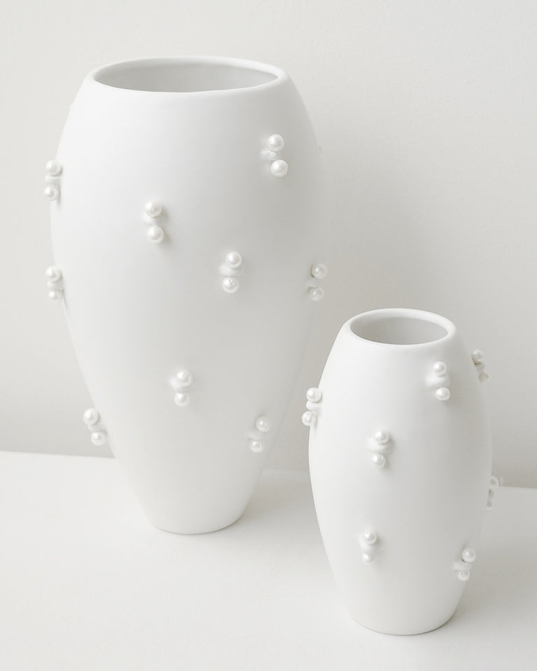 Pinched - Large Vase In Matte White w/ Freshwater Pearl