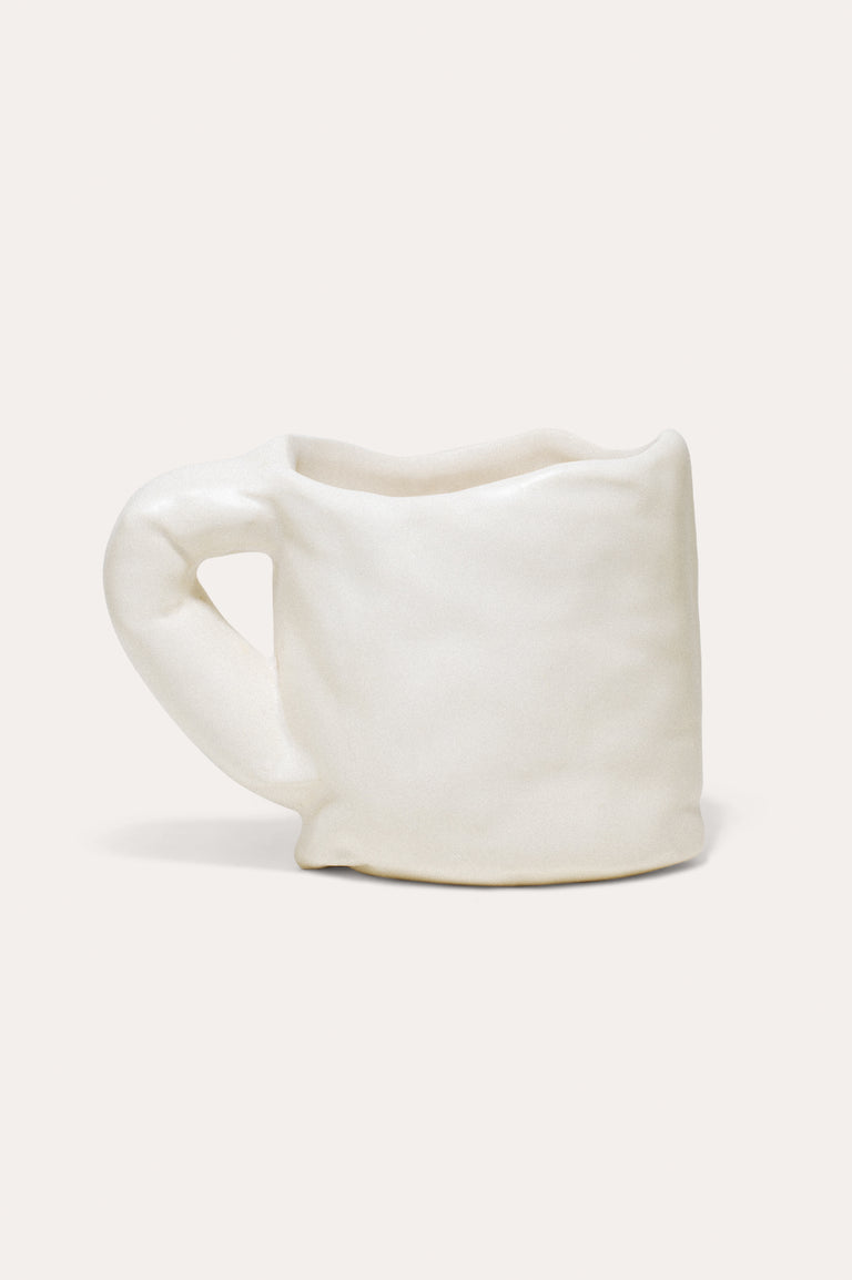 Stand Back! This Mug is Deflating - Mug in Matte White