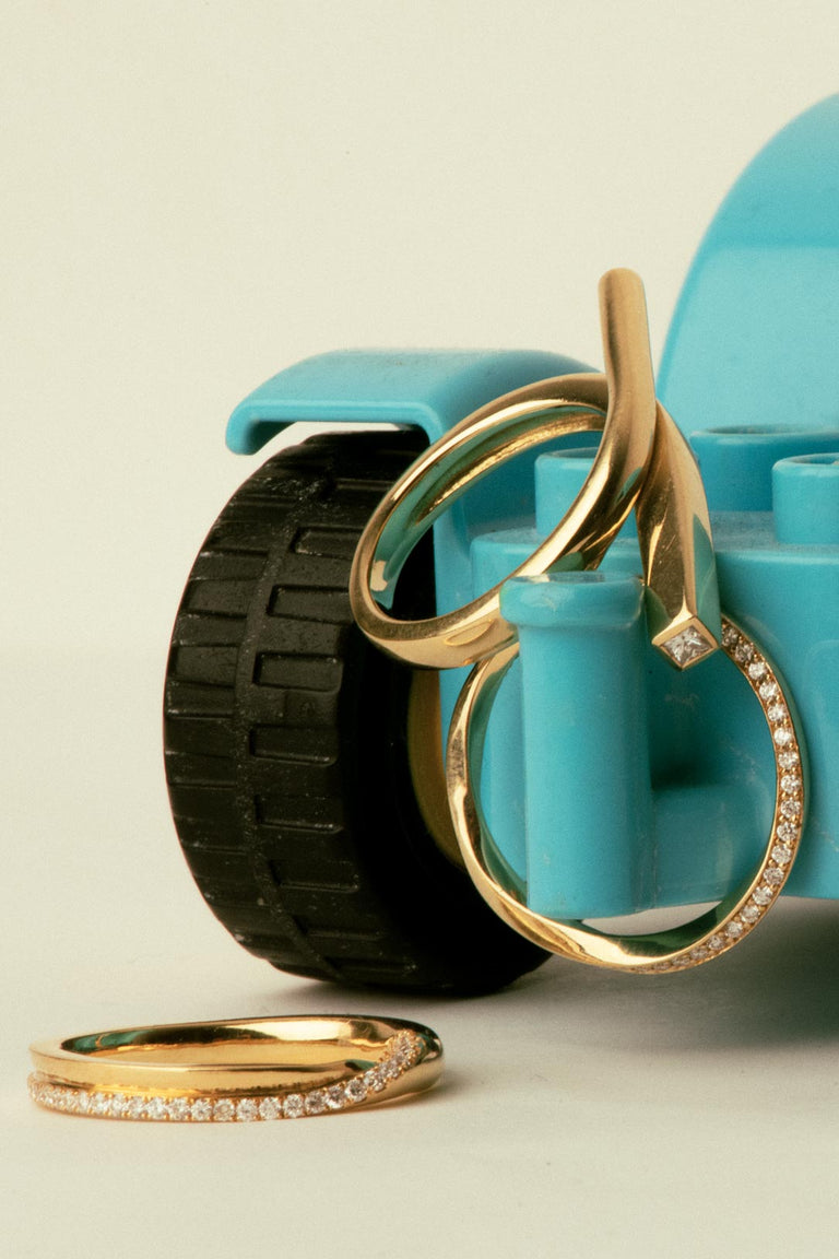 The Phases of the Moon - 18 Carat Yellow Gold and Diamond Ring