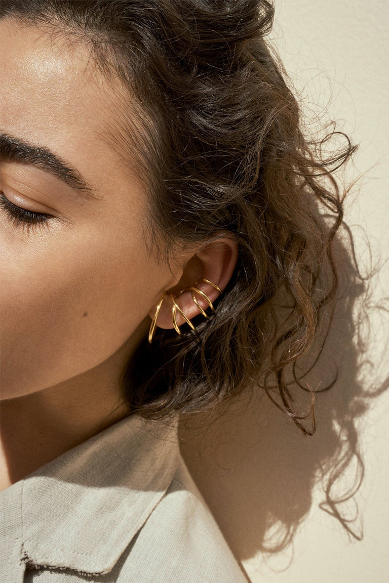Bend in the River - Gold Vermeil Ear Cuff | Completedworks