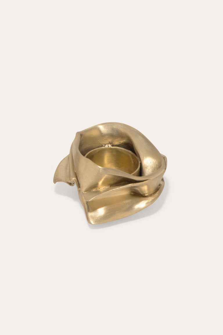 L04 - Candle Holder in Brushed Brass