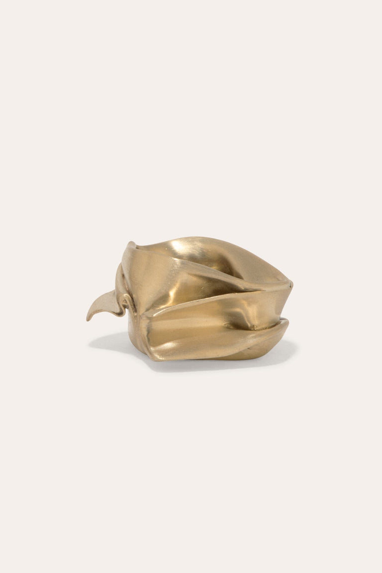 L04 - Candle Holder in Brushed Brass