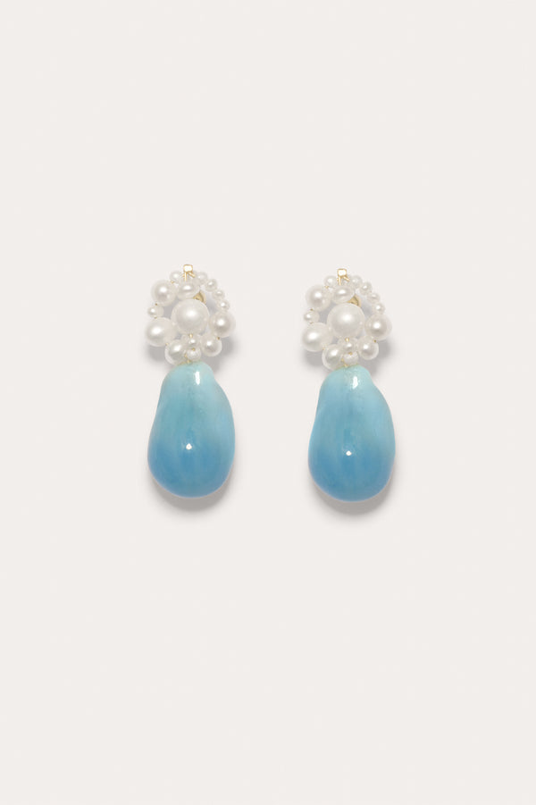 Tra‐la‐la - Pearl and Blue Resin Recycled Gold Vermeil Earrings