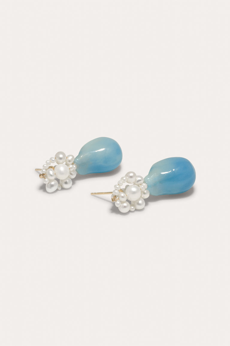 Tra‐la‐la - Pearl and Blue Bio Resin Recycled Gold Vermeil Earrings