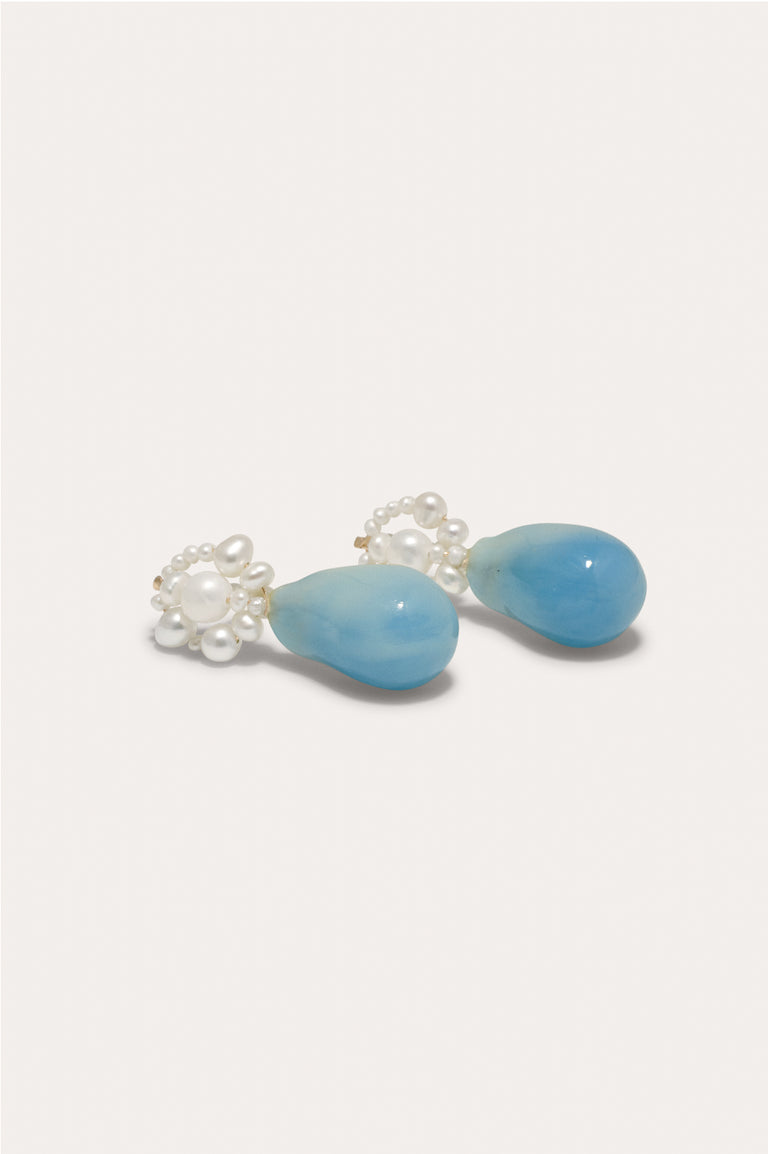 Tra‐la‐la - Pearl and Blue Bio Resin Recycled Gold Vermeil Earrings