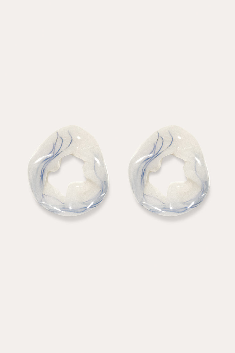 Scrunch - Threads in Pearlescent White Bio Resin and Recycled Gold Vermeil Earrings