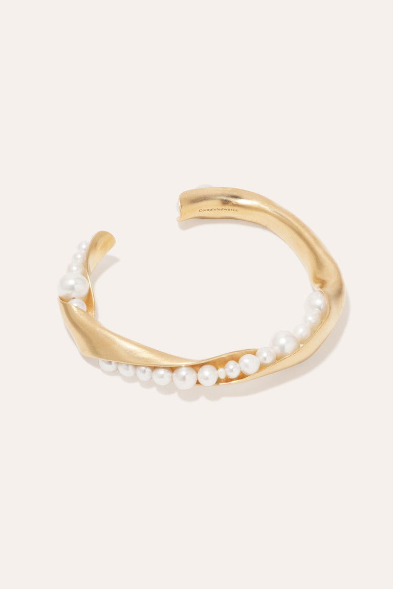 Drippity Drip - Pearl and Gold Plated Cuff